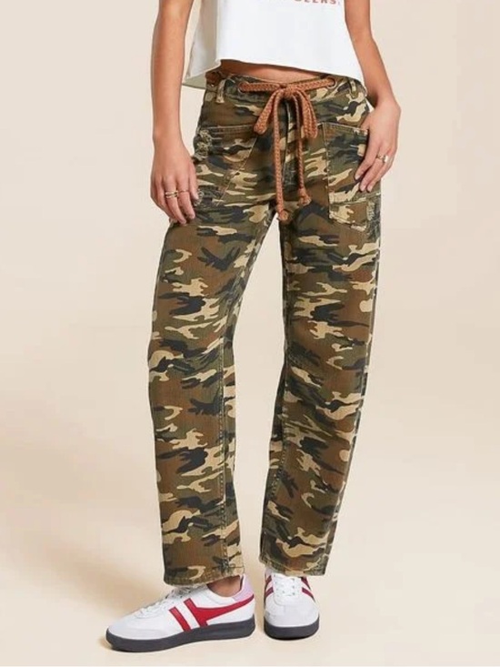 Free People Denim - Free People “Look Alike” Moxie Barrel Jeans
